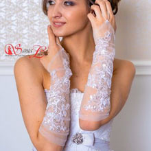 Свадебные перчатки "Ваниль" белые, 40-42 размер