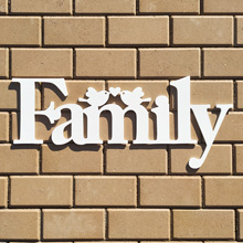 Деревянное слово для фотосессии "Family" (белый) (67 см)