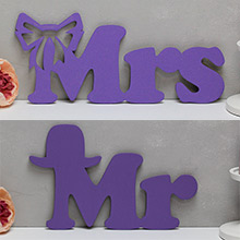 Деревянная надпись для фотосесии "Mr с шляпкой/Mrs" (сиреневый)