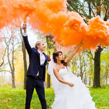 Цветной дым для фотосессии на свадьбу "Снежная королева" оранжевый