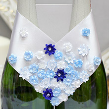 Украшение шампанского на свадьбу "Соцветие" голубой
