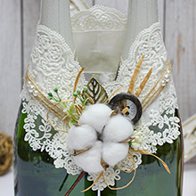 Украшение бутылок шампанского на свадьбу "Хлопковые мечты"
