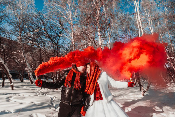Цветной дым для фотосессии на свадьбу 